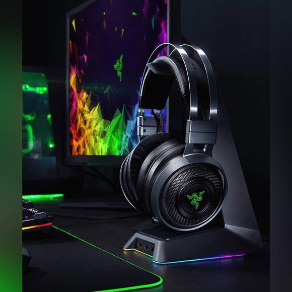 RAZER NARI ULTIMATE GAMING HEADSET - Picture 2 of 14